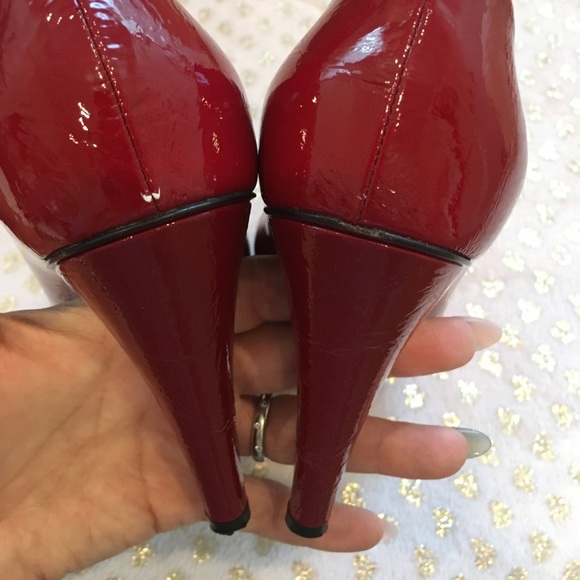 ♥️Dolce & Gabbana♥️ open toe pumps size 6 Red - Picture 7 of 7